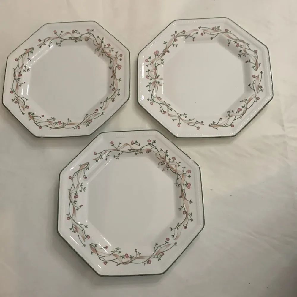 Johnson Bros 1981 Eternal Bean England Tableware 6 In Saucers Set 3 Appetizer